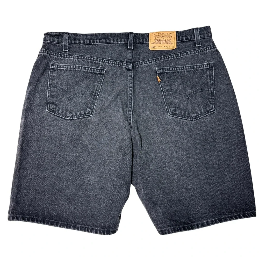 Vintage Levi's‎ 550 Relaxed Fit Black Denim Shorts Men's W42 11-95 Orange tag